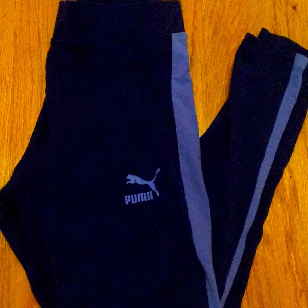 Puma leggings with side stripe size small